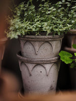 Load image into Gallery viewer, #21 Elizabeth &quot;The Everyday Queen&quot;  Gray BERGS POTTERY Made in Italy
