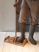 Load image into Gallery viewer, Boot scraper with bootjack Made in Germany
