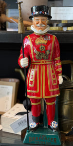 Load image into Gallery viewer, Beefeater Yeoman Figurine Guard Statue Royal Doulton England Ceramic 11"
