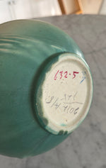 Load image into Gallery viewer, Roseville Pine Cone Green 1936 Vintage Pottery Ceramic Jardiniere Planter 632-4
