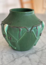 Load image into Gallery viewer, Door County Pottery Vase Scott Draves 13/100
