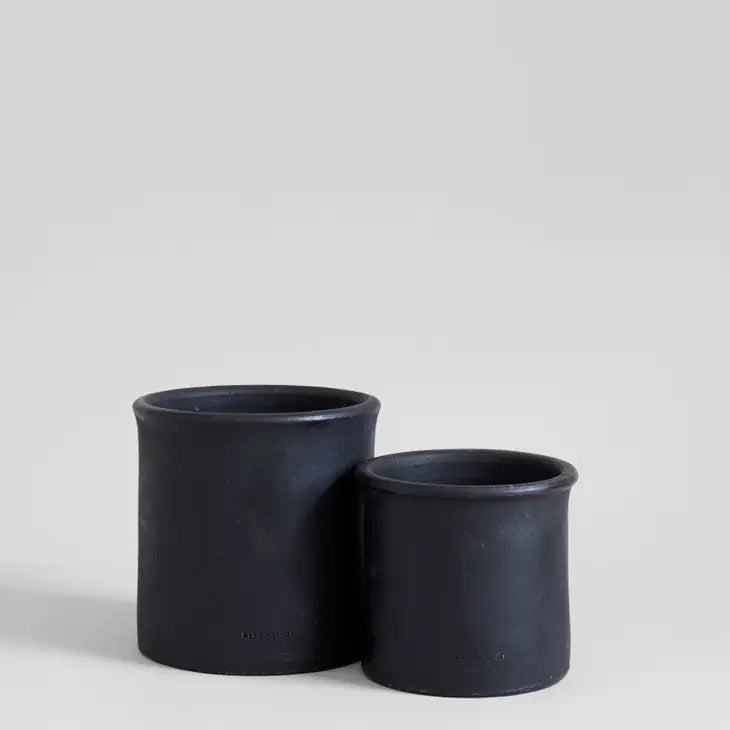 Modern Planter in Charcoal XL