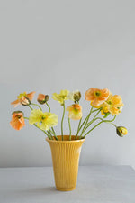 Load image into Gallery viewer, Daisy Glazed Yellow Amber 4.75&quot; BERGS POTTERY Made in Italy
