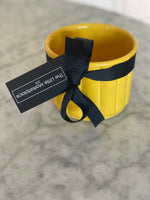 Load image into Gallery viewer, Vintage Yellow Planter USA 490
